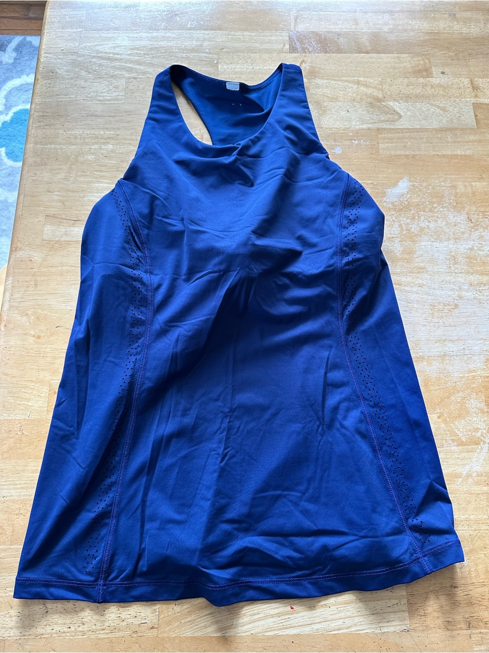 Lululemon tank top size 6